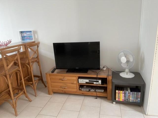 Villa Magali - Appartement Climatise T3 Duplex - Grau-Du-Roi - Hypercentre 20 M De La Plage ル・グロー・デュ・ロワ エクステリア 写真